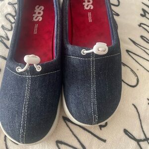 SAS Navy Slip-Ons with Bold Red Lining